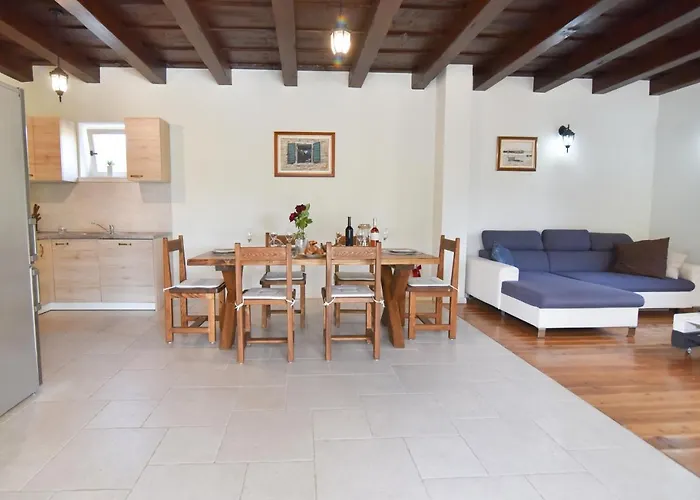House Mate Ceko - Authentic Dalmatian Stone Villa
