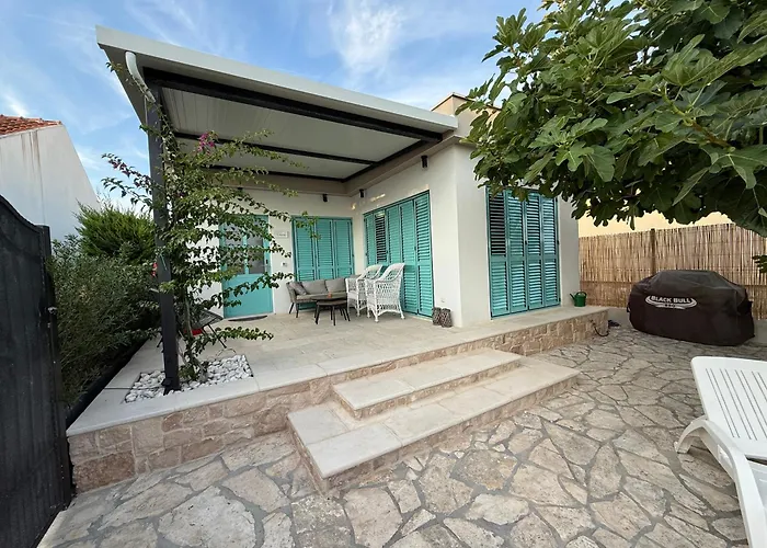 Beach House Ana